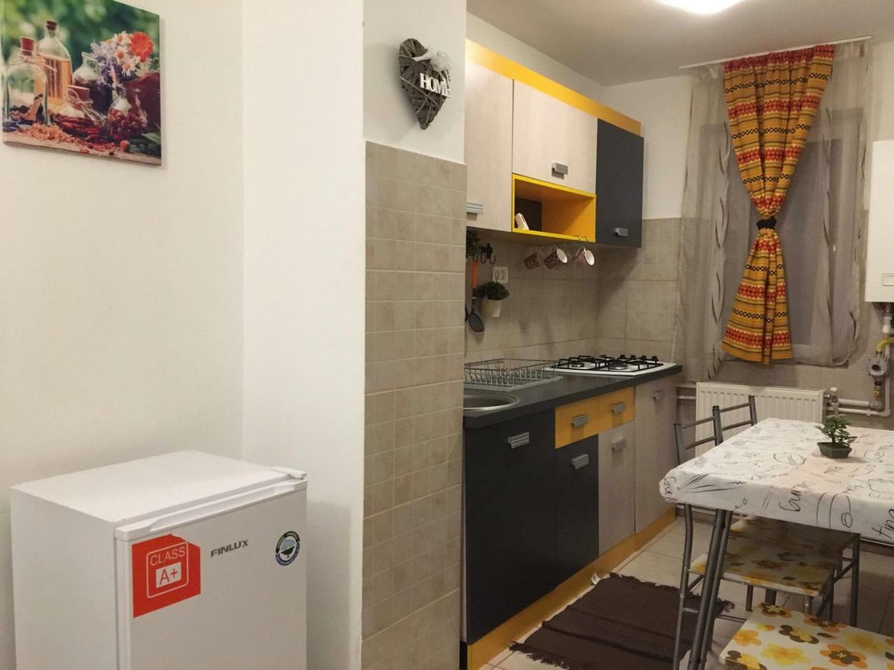 Apartament Apartament Anca Tîrgu Ocna Zewnętrze zdjęcie